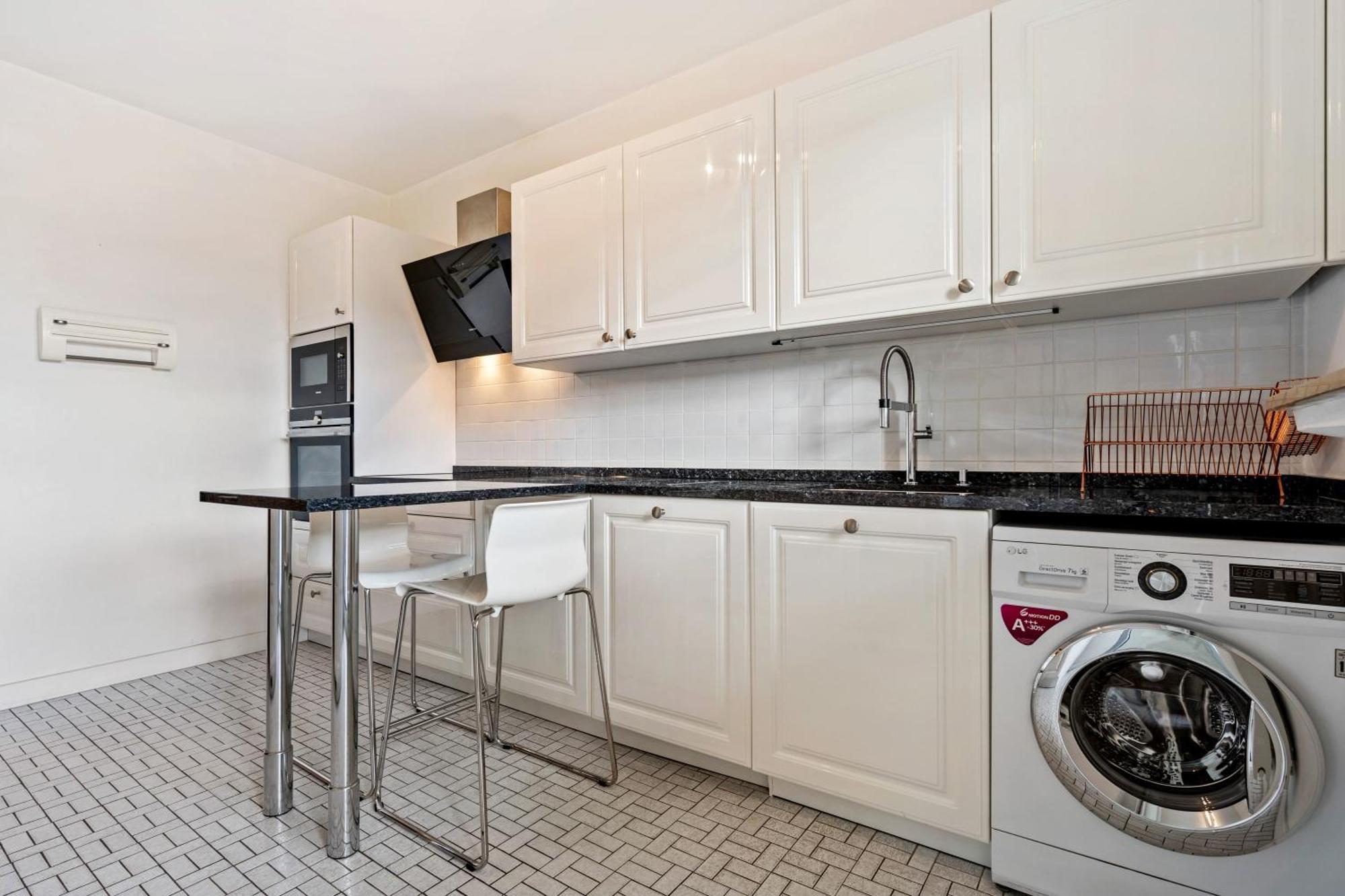 לוקסמבורג Stylish 2Br Apt In Limpertsberg, Near City Center מראה חיצוני תמונה