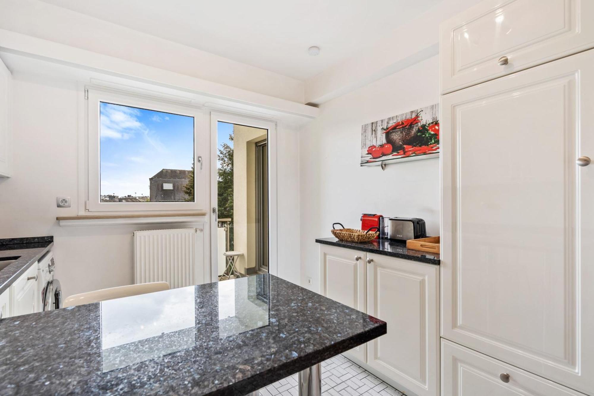 לוקסמבורג Stylish 2Br Apt In Limpertsberg, Near City Center מראה חיצוני תמונה