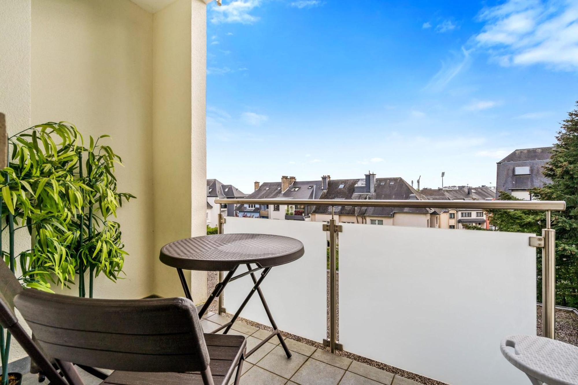 לוקסמבורג Stylish 2Br Apt In Limpertsberg, Near City Center מראה חיצוני תמונה
